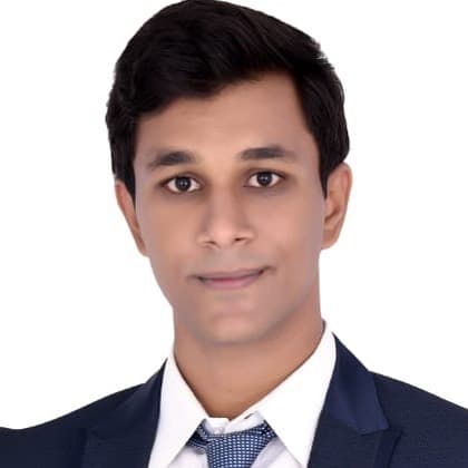 Jay Gajjar, Wings Institute alumnus working as Ground Staff at Ahmedabad International Airport