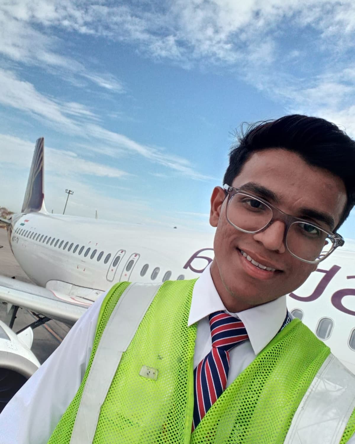 Ronak Makwana, Wings Institute alumnus working as Ground Staff at Air Vistara