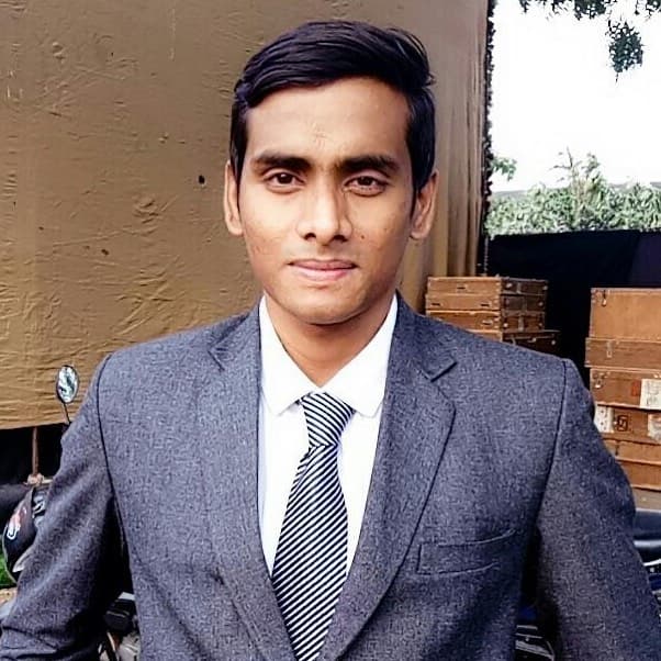 Vikas Gosain, Wings Institute alumnus working as Ground Staff at SpiceJet