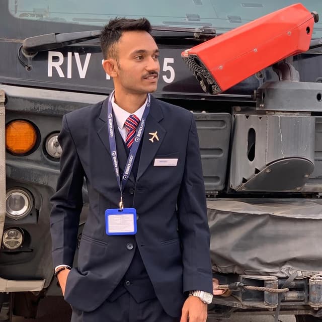 Ayush Patel, Ground Staff at Viet Jet