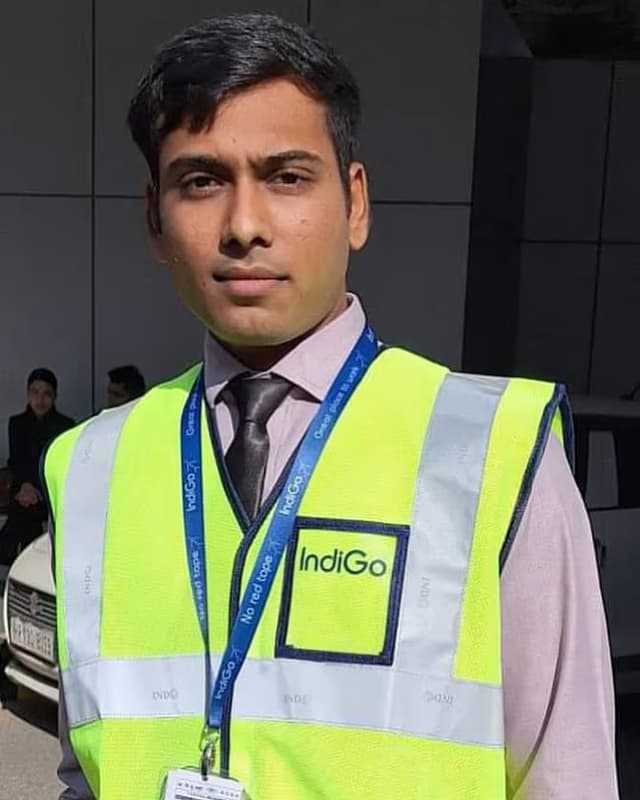 Sagar Solanki, Ground Staff at IndiGo Airlines