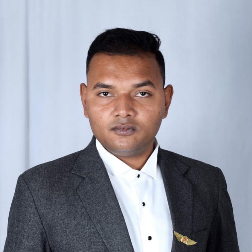 Manan Patel, Wings Institute alumnus working as Hotel Staff at Taj Aravali Hotel Udaipur