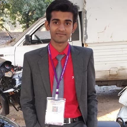 Rohan Soni, Wings Institute alumnus working as Ground Staff at Ahmedabad International Airport