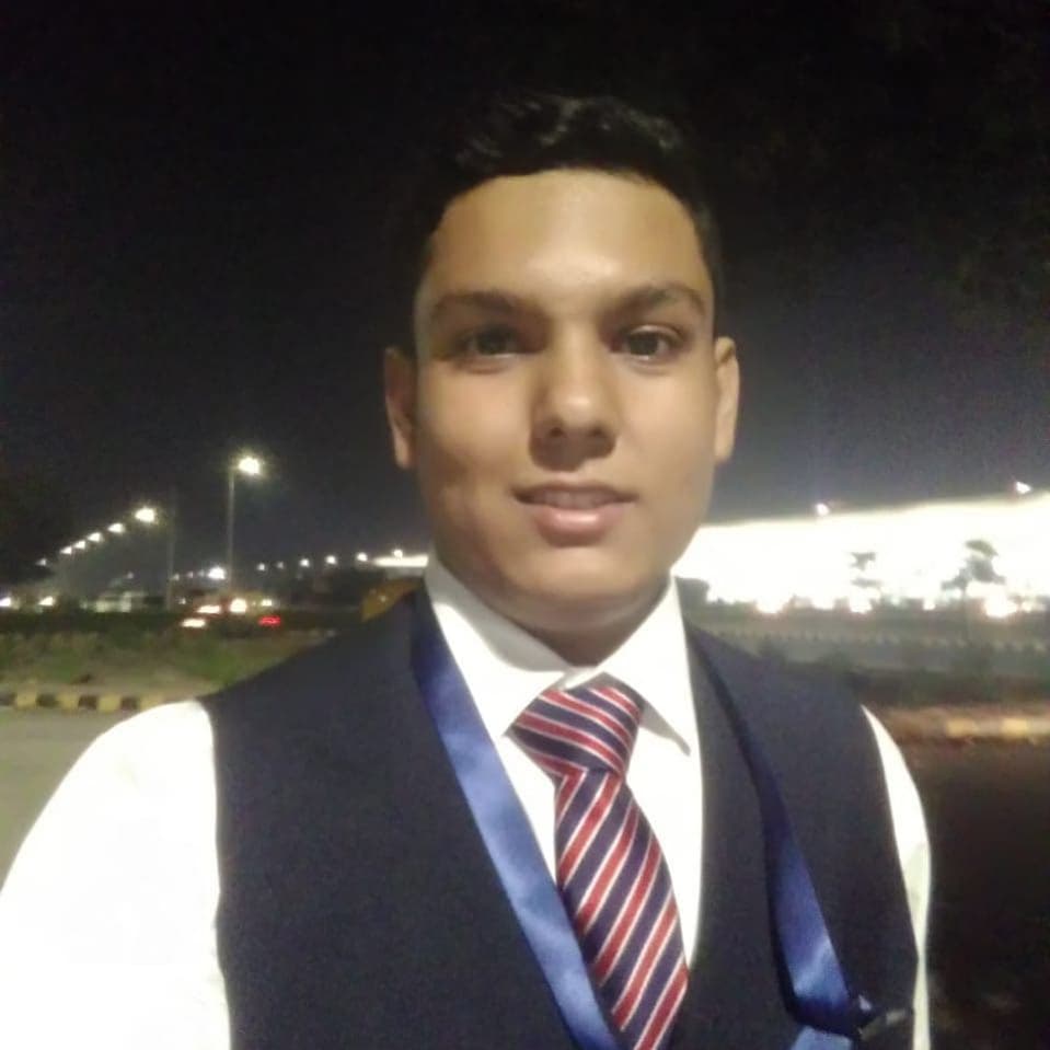 Shivam Shah, Wings Institute alumnus working as Ground Staff at Ahmedabad International Airport