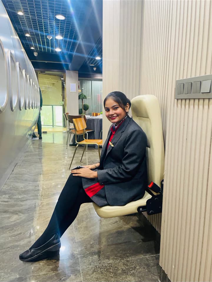 Anjali Gautam, Wings Institute alumnus working as Travel Consultant at Tripwell Travels, Vadodara