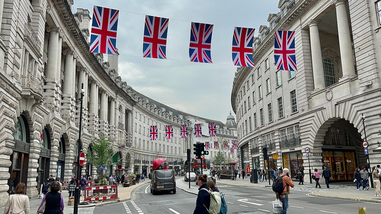 Cabin Crew Layover Life: Free Paris Hotels & Per Diem Allowances - Travel & Tourism career guide from Wings Institute Vadodara Gujarat