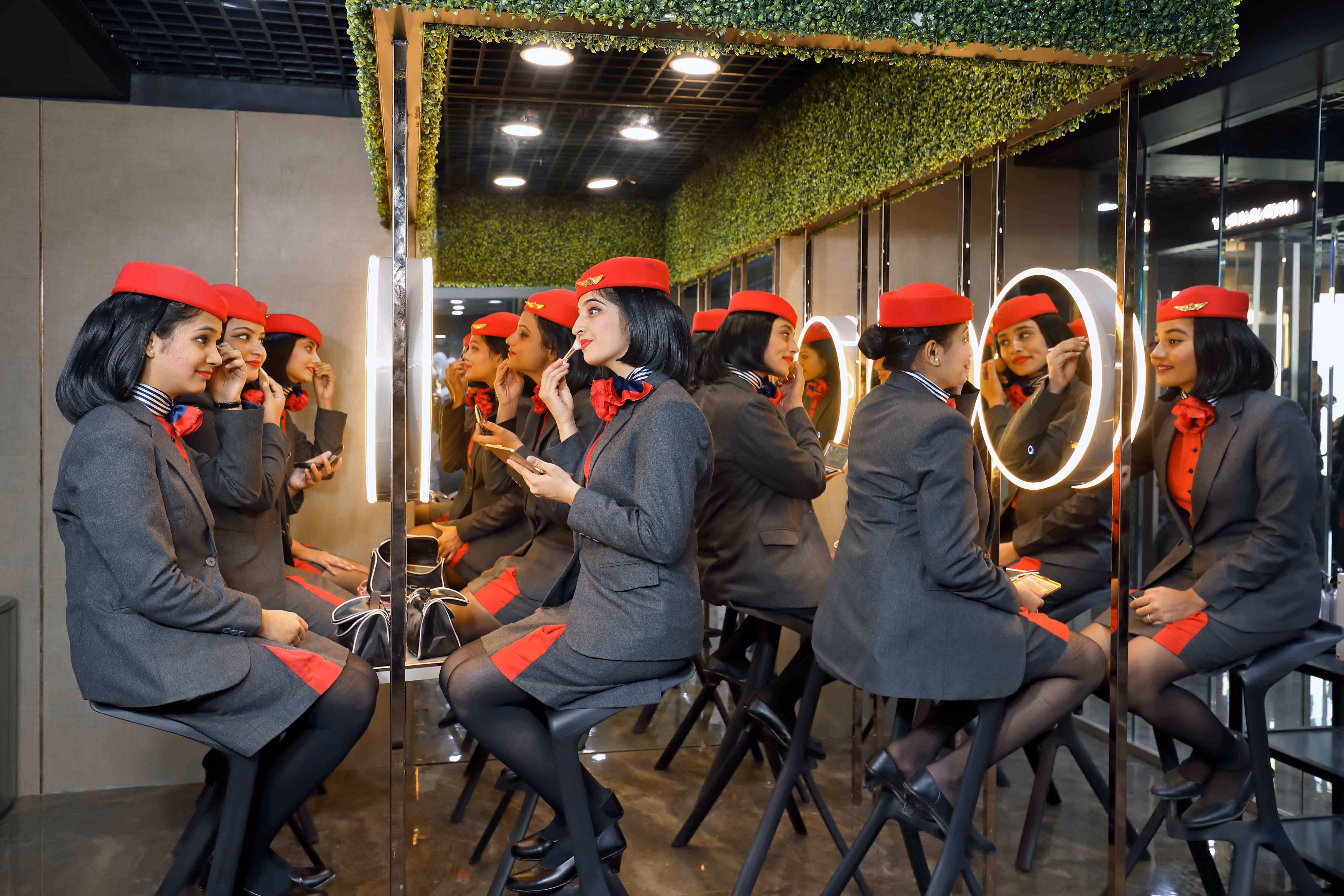 Make Up Stations - Professional Styling Lab facility at Wings Institute Vadodara campus